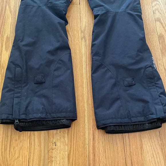 Roxy slim fit Cabin Snow Pants XS excellent pre owned condition black gore-tex - Picture 9 of 9